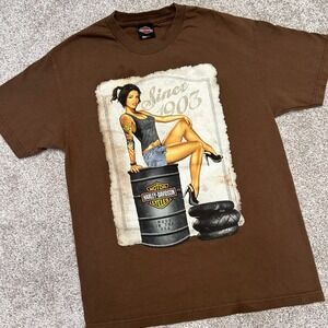 Harley Davidson Rapid City, SD Tshirt Men Siz Large Double Sided Girl Motorcycle